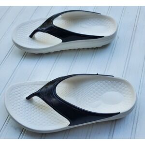 Spenco Kholo Recovery Flip Flops Womens 8 Mens 7 Black White Orthotic Sandals